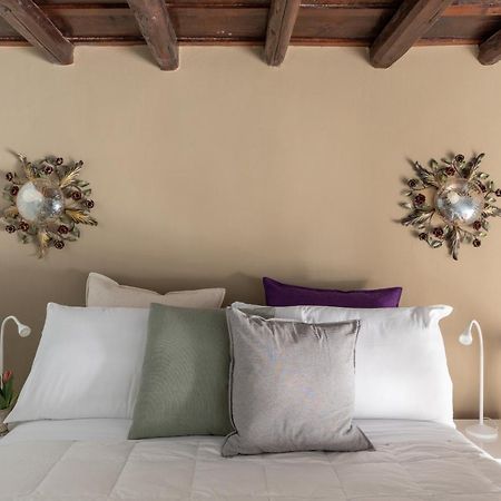 Iflat Pantheon Historic Two-Story Apartment Roma Exterior foto