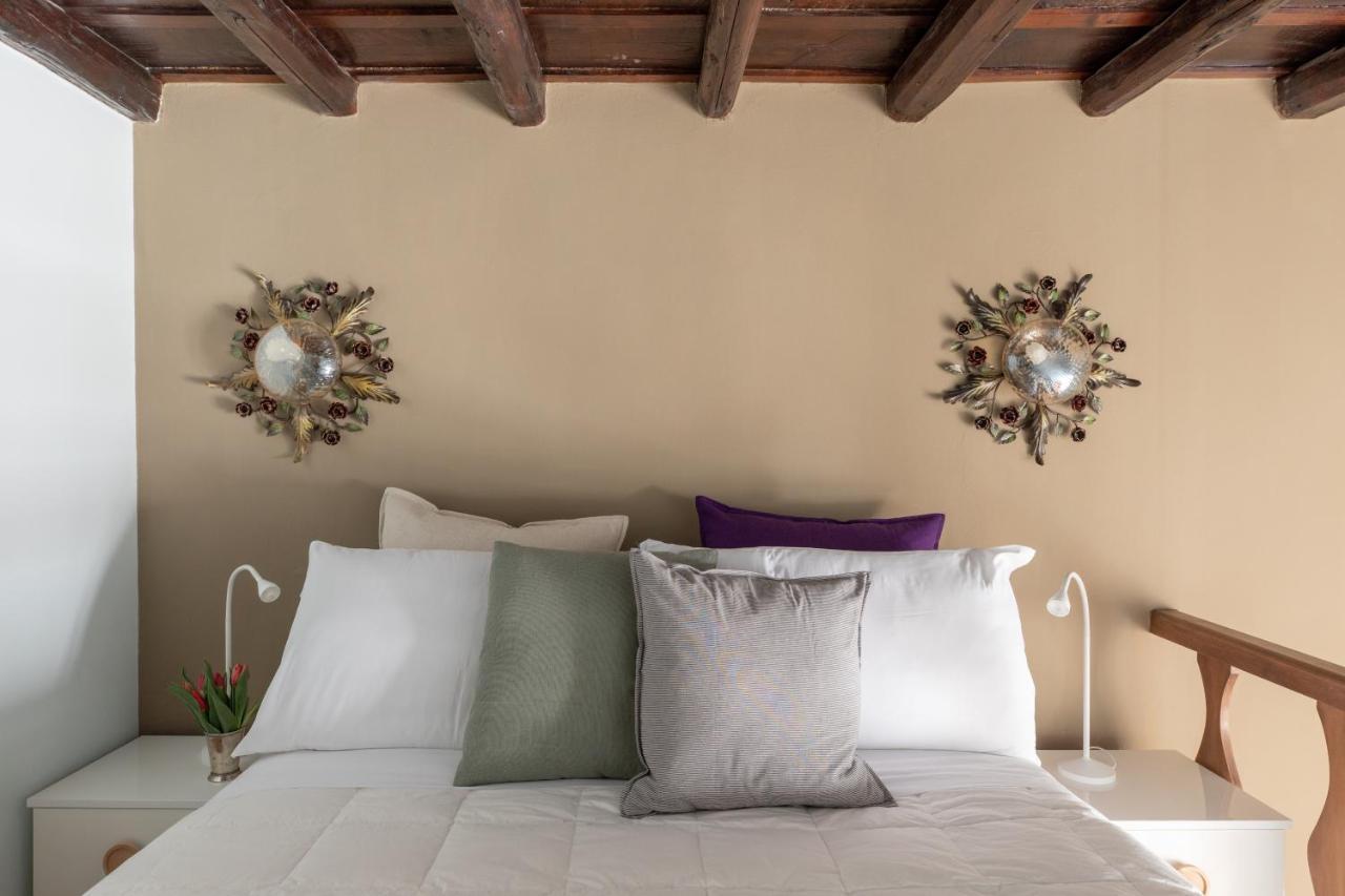 Iflat Pantheon Historic Two-Story Apartment Roma Exterior foto