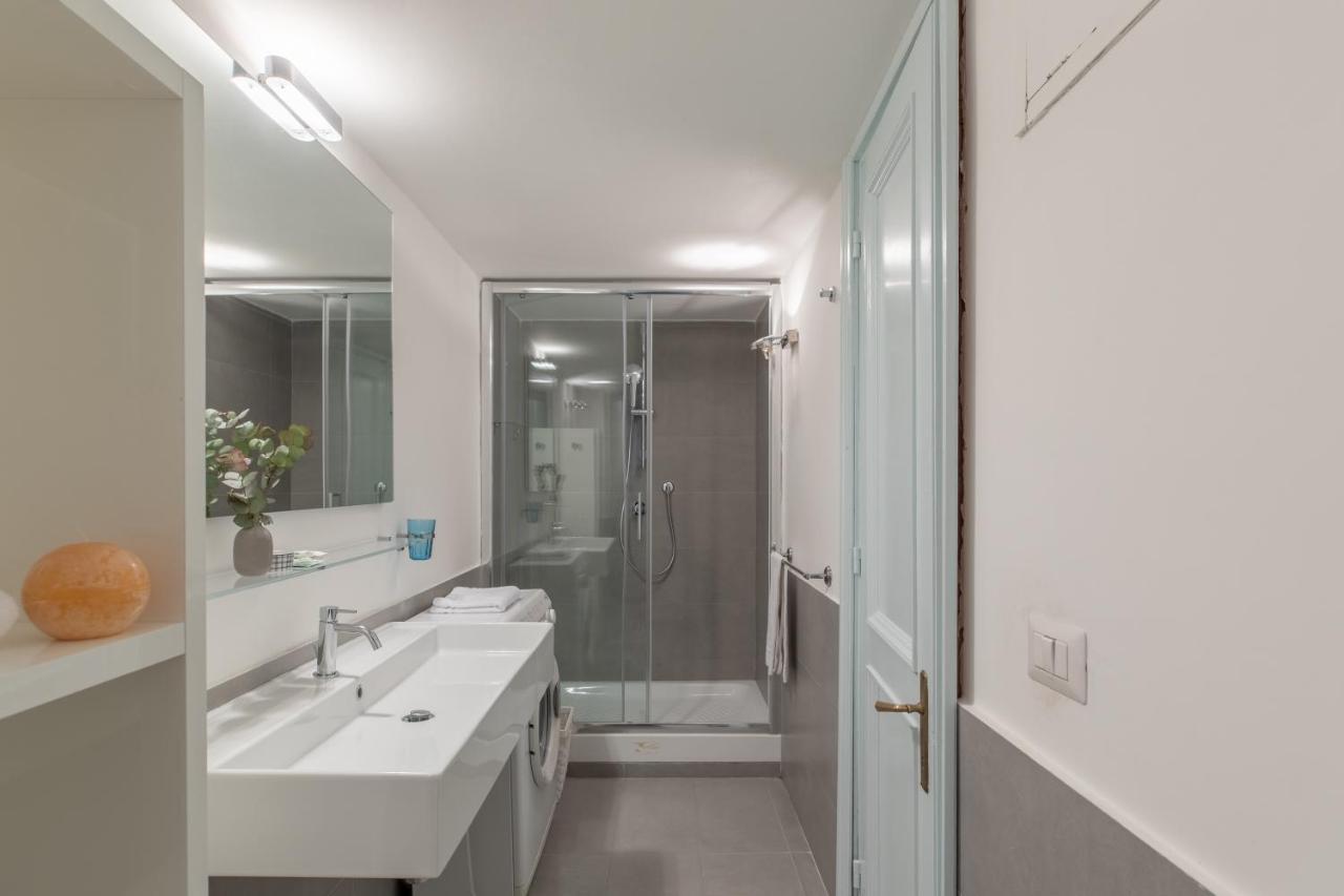 Iflat Pantheon Historic Two-Story Apartment Roma Exterior foto