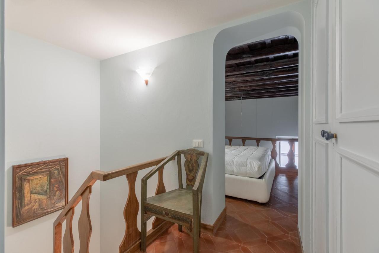 Iflat Pantheon Historic Two-Story Apartment Roma Exterior foto