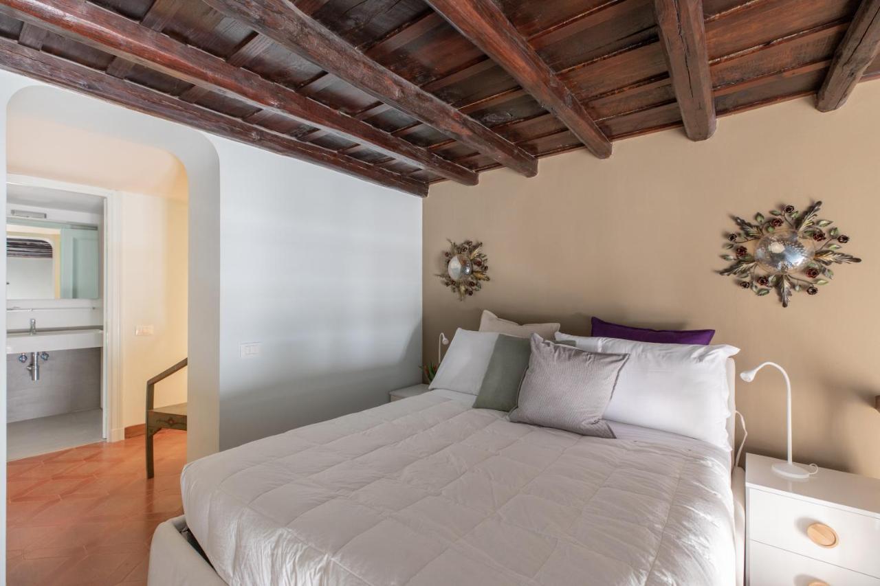 Iflat Pantheon Historic Two-Story Apartment Roma Exterior foto